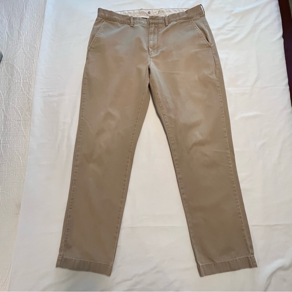 J Crew Flat Front Khaki Pants. Size 35x32
